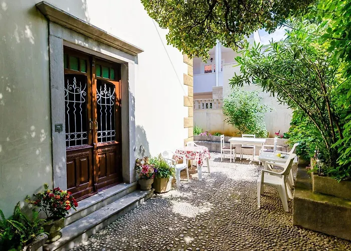 Apartmán Ivana -two Bedroom With Garden