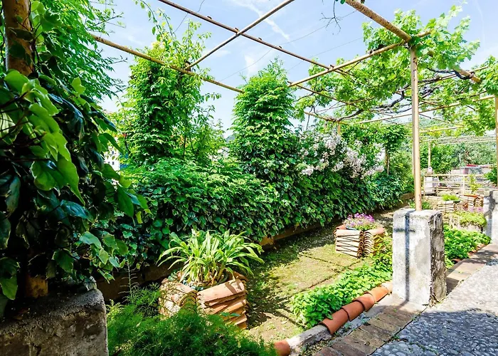 Apartmán Ivana -two Bedroom With Garden